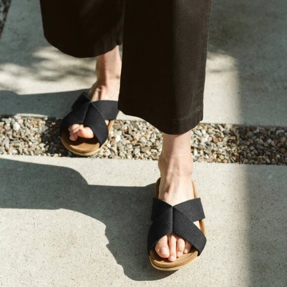 Jenni Kayne crossover sandal size 39 - Picture 1 of 4